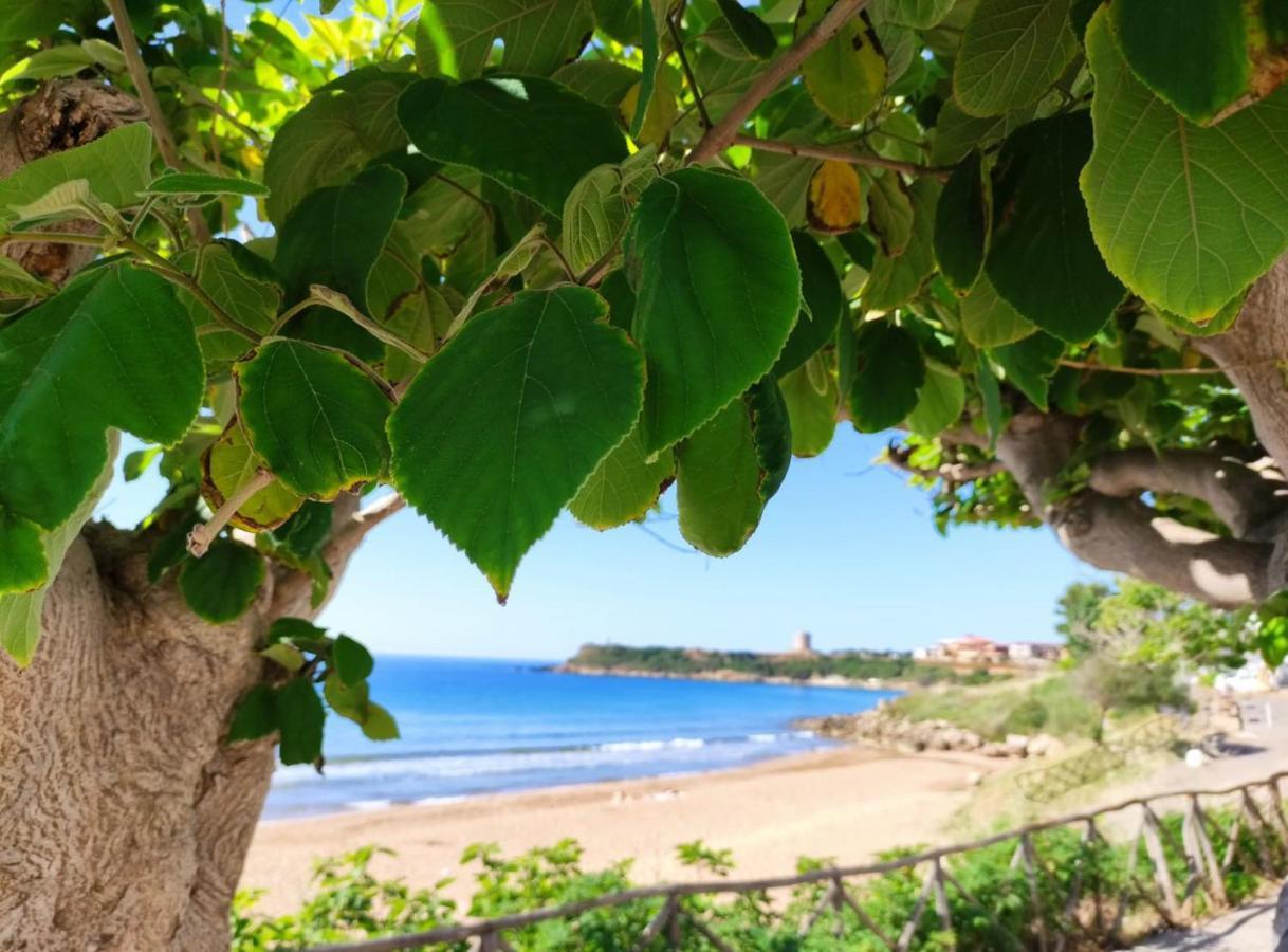 B&B Capo Rizzuto Fronte Mare Exterior photo