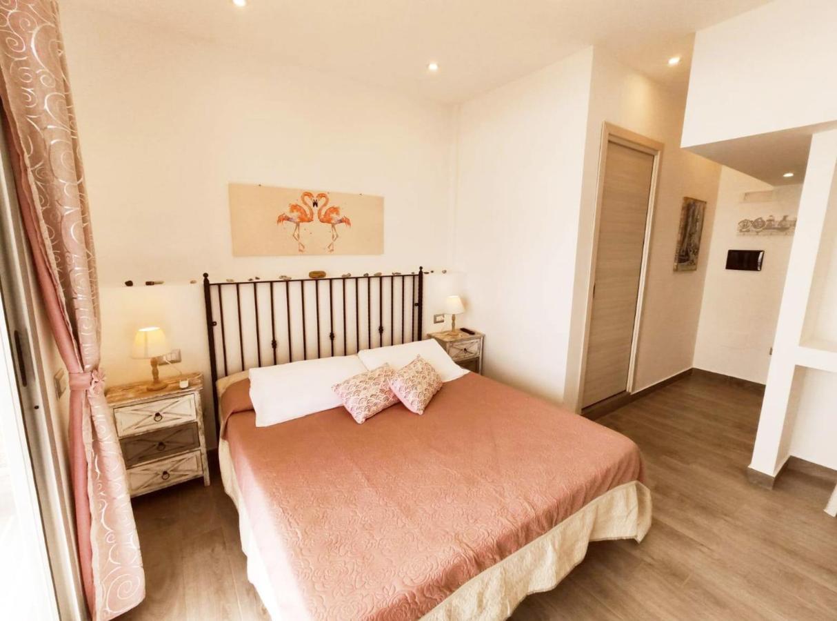 B&B Capo Rizzuto Fronte Mare Exterior photo