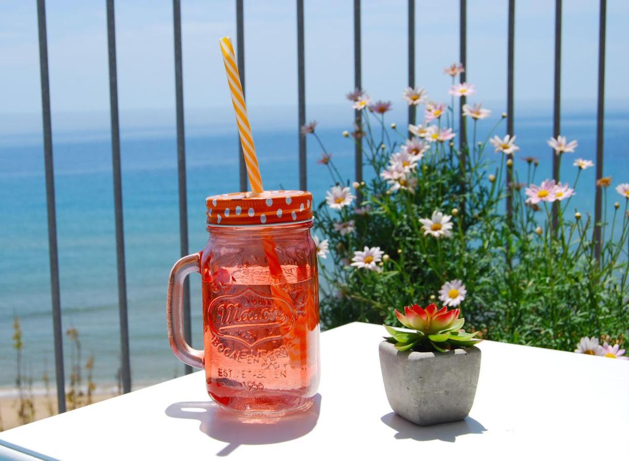 B&B Capo Rizzuto Fronte Mare Exterior photo
